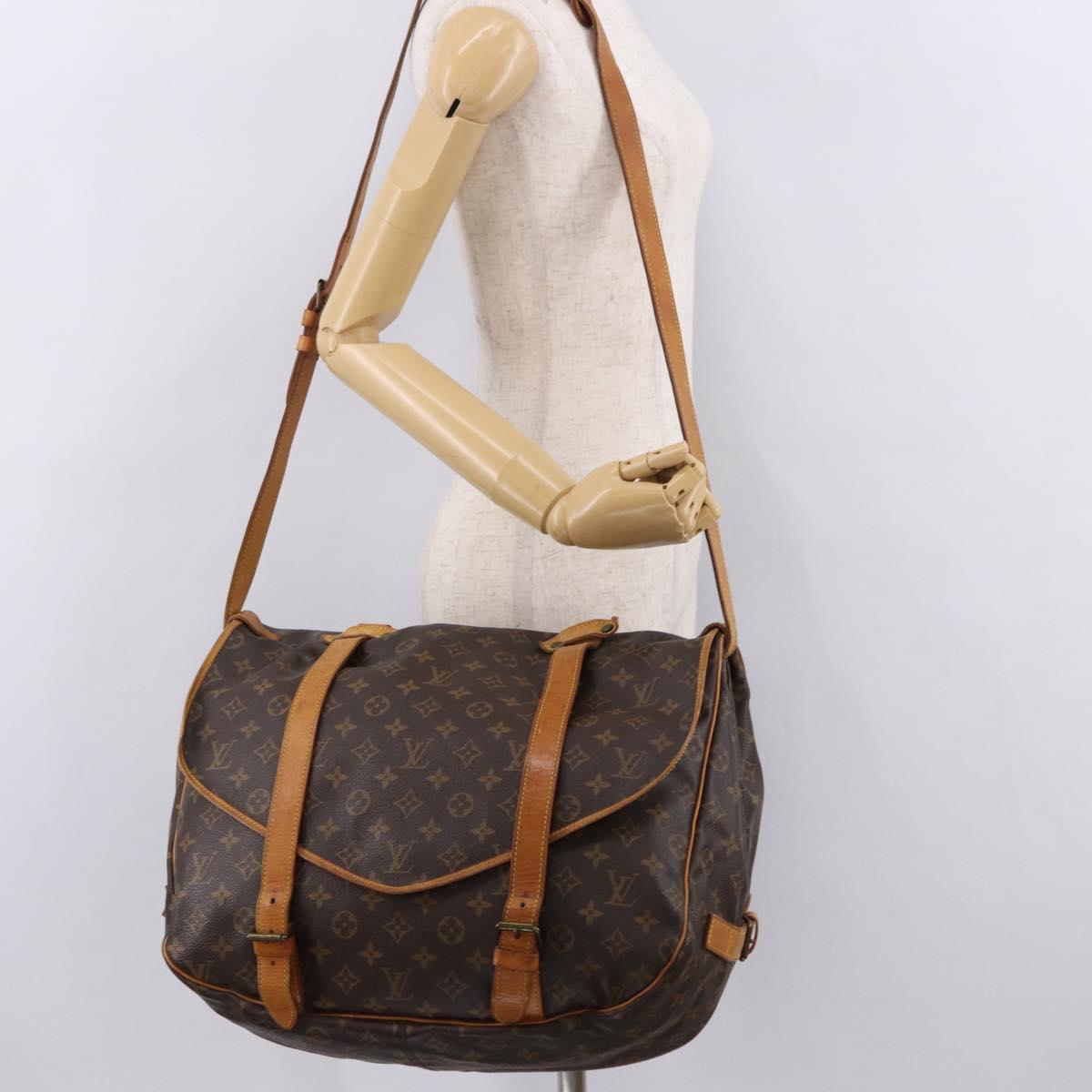 LOUIS VUITTON Monogram Saumur 43 Shoulder Bag M42252 LV Auth ep14979