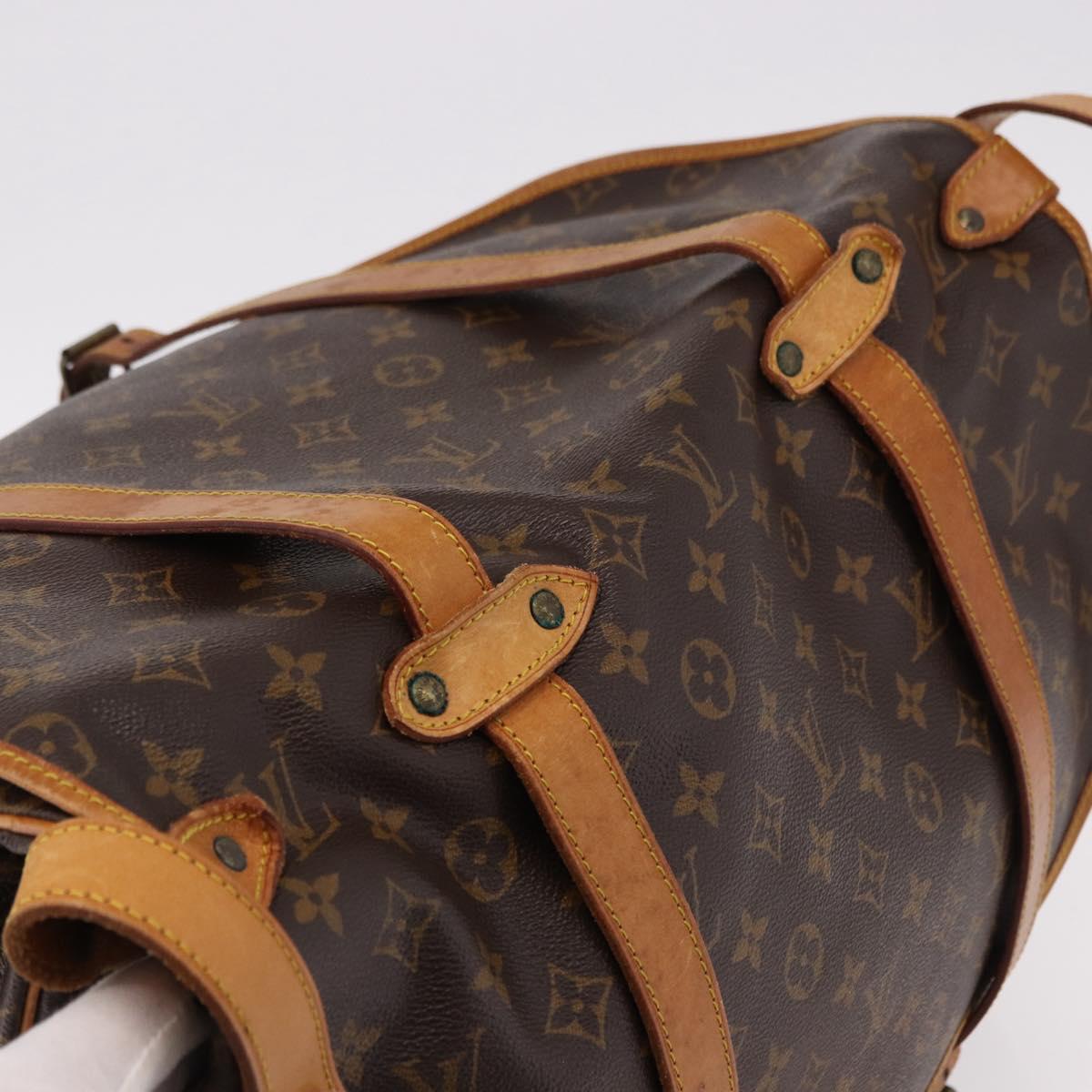 LOUIS VUITTON Monogram Saumur 43 Shoulder Bag M42252 LV Auth ep14979
