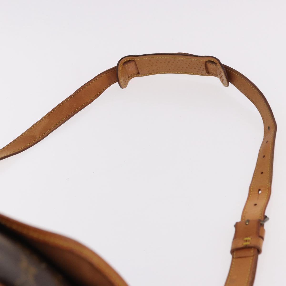LOUIS VUITTON Monogram Saumur 43 Shoulder Bag M42252 LV Auth ep14979
