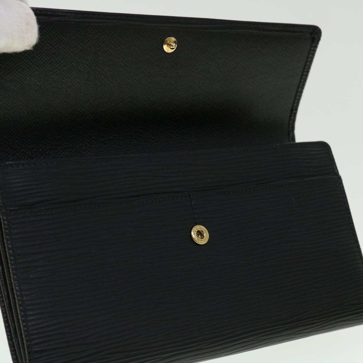 LOUIS VUITTON Epi Portefeuille Sarah Long Wallet Black M63742 LV Auth ep1509