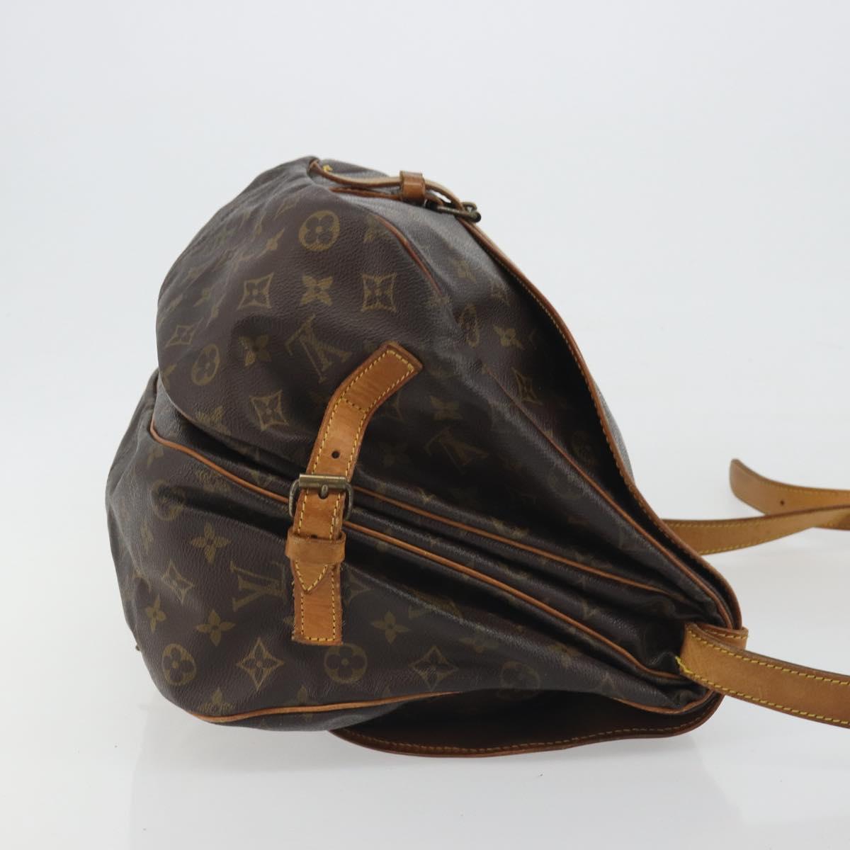 LOUIS VUITTON Monogram Saumur 35 Shoulder Bag M42254 LV Auth ep15155