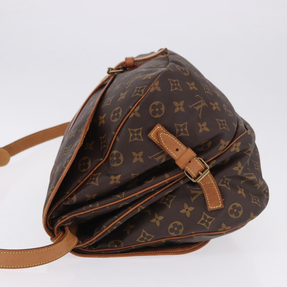 LOUIS VUITTON Monogram Saumur 35 Shoulder Bag M42254 LV Auth ep15455