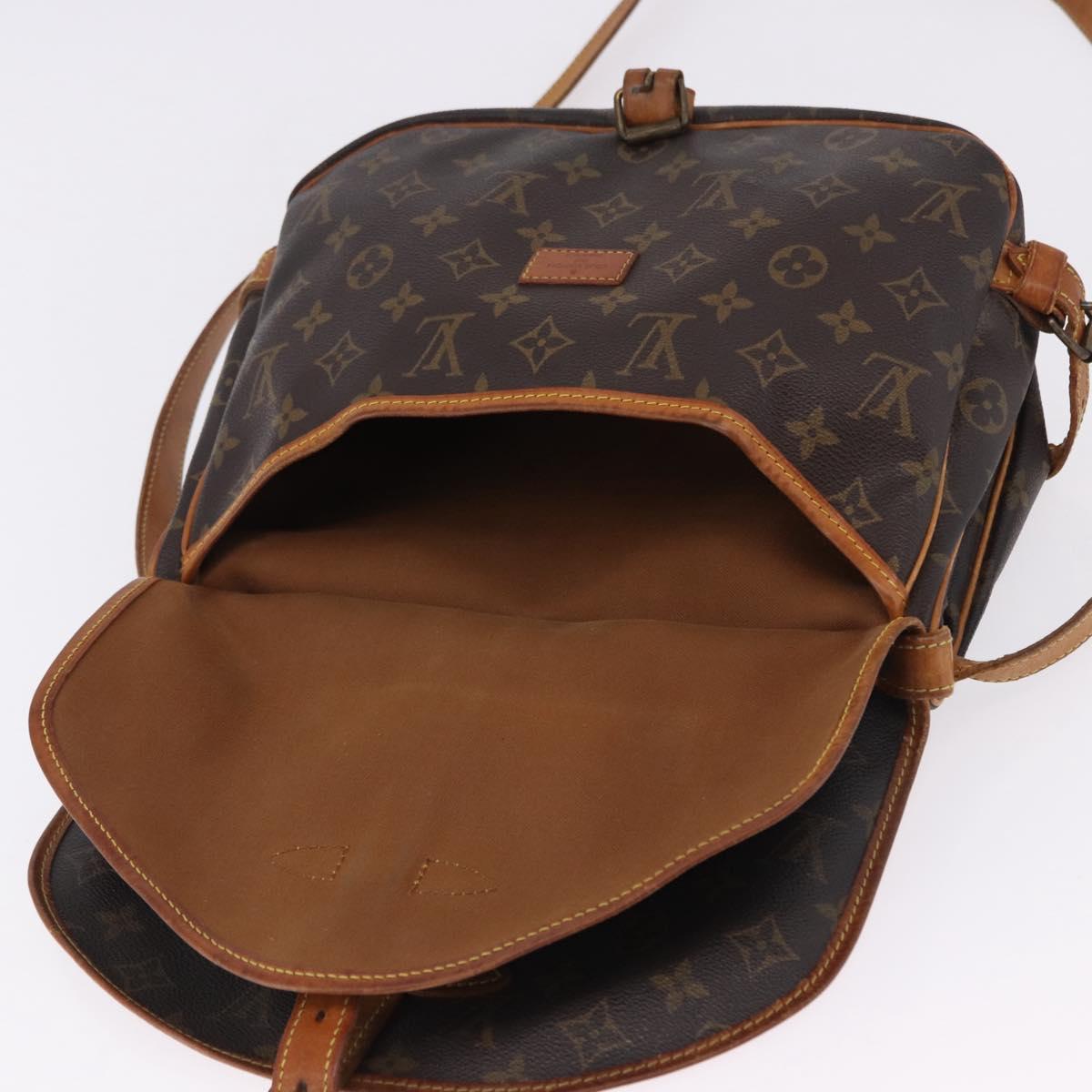 LOUIS VUITTON Monogram Saumur 30 Shoulder Bag M42256 LV Auth ep15501
