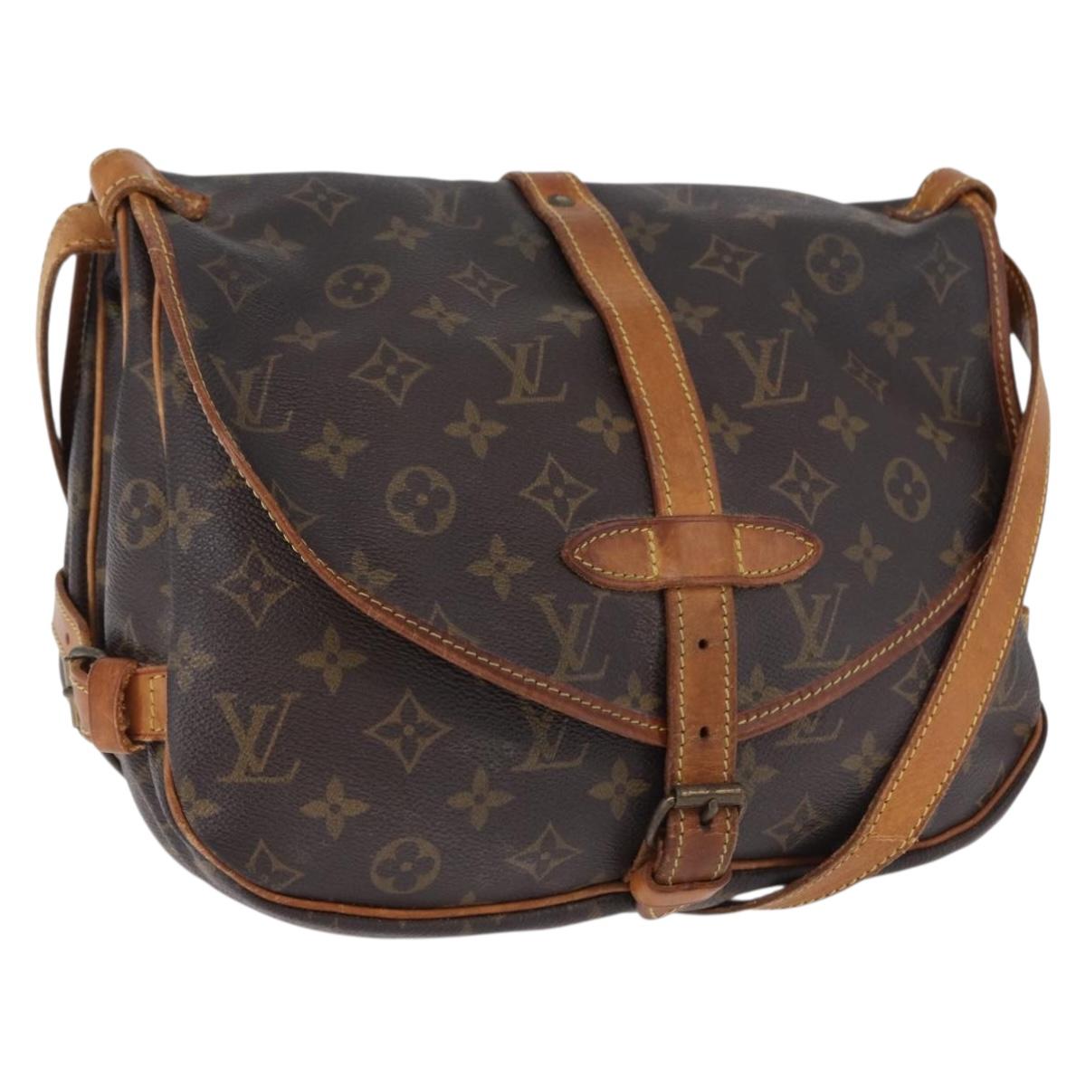 LOUIS VUITTON Monogram Saumur 30 Shoulder Bag M42256 LV Auth ep15501