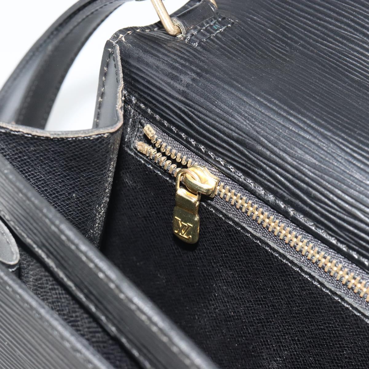LOUIS VUITTON Epi Serie Dragonne Clutch Bag Black Noir M52612 LV Auth ep15521