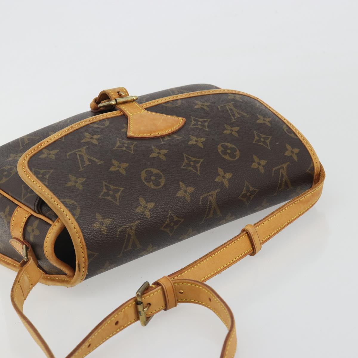 LOUIS VUITTON Monogram Sologne Shoulder Bag M42250 LV Auth ep15538
