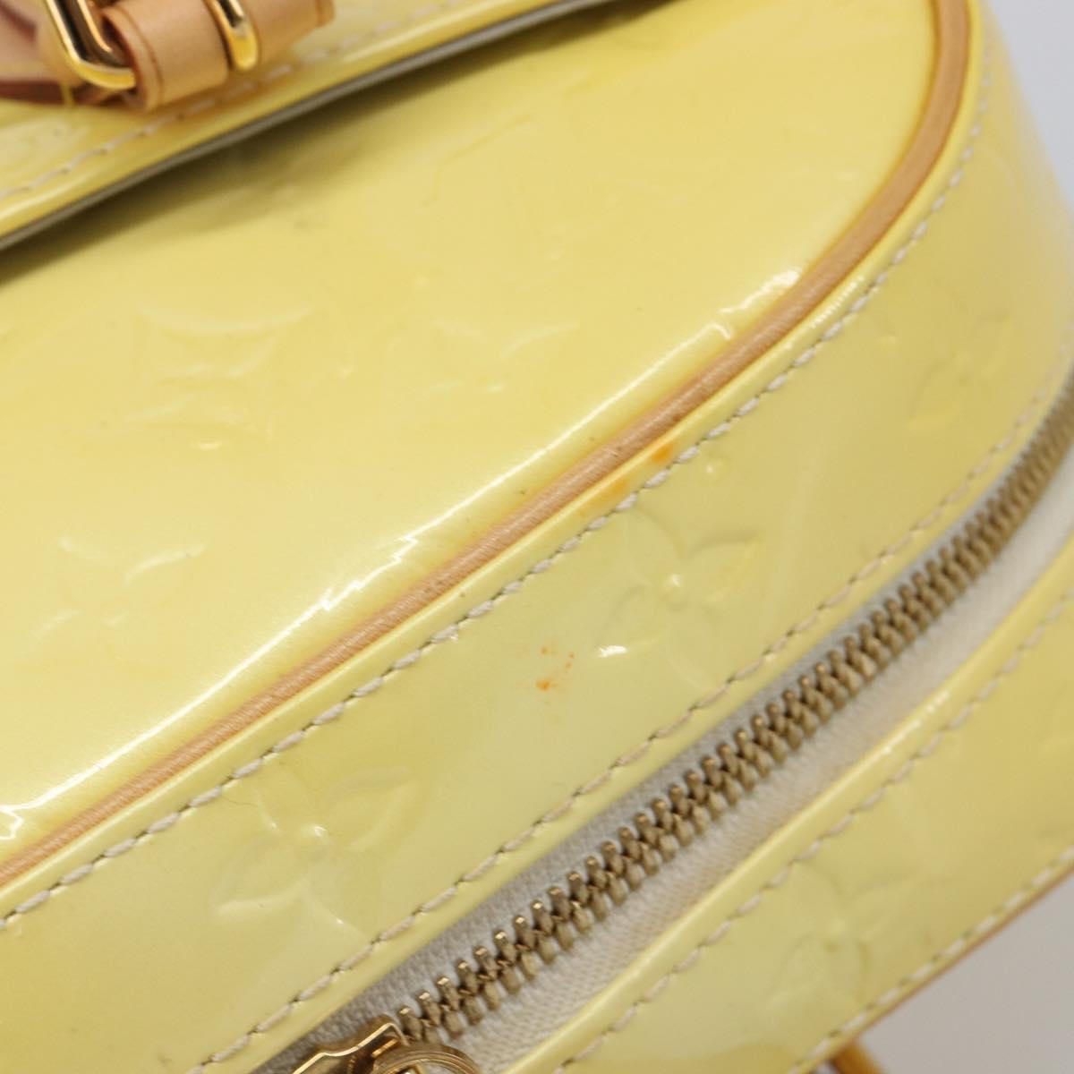 LOUIS VUITTON Monogram Vernis Summit drive Bag Perle M93514 LV Auth ep15866A