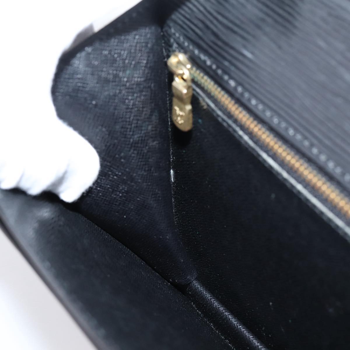 LOUIS VUITTON Epi Serie Dragonne Clutch Bag Black M52612 LV Auth ep15921