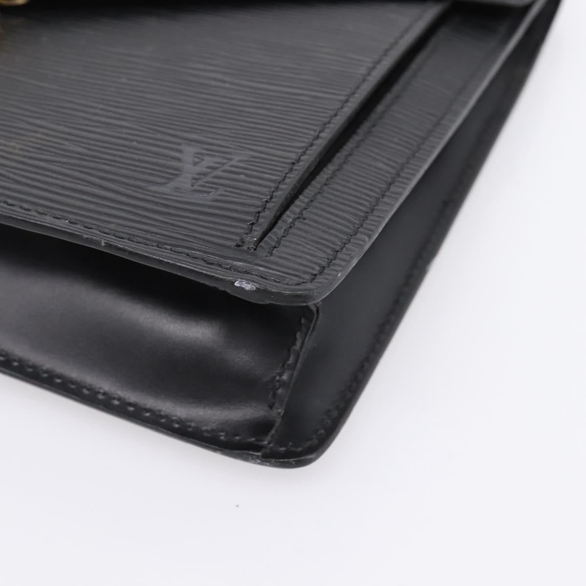 LOUIS VUITTON Epi Serie Dragonne Clutch Bag Black M52612 LV Auth ep15921
