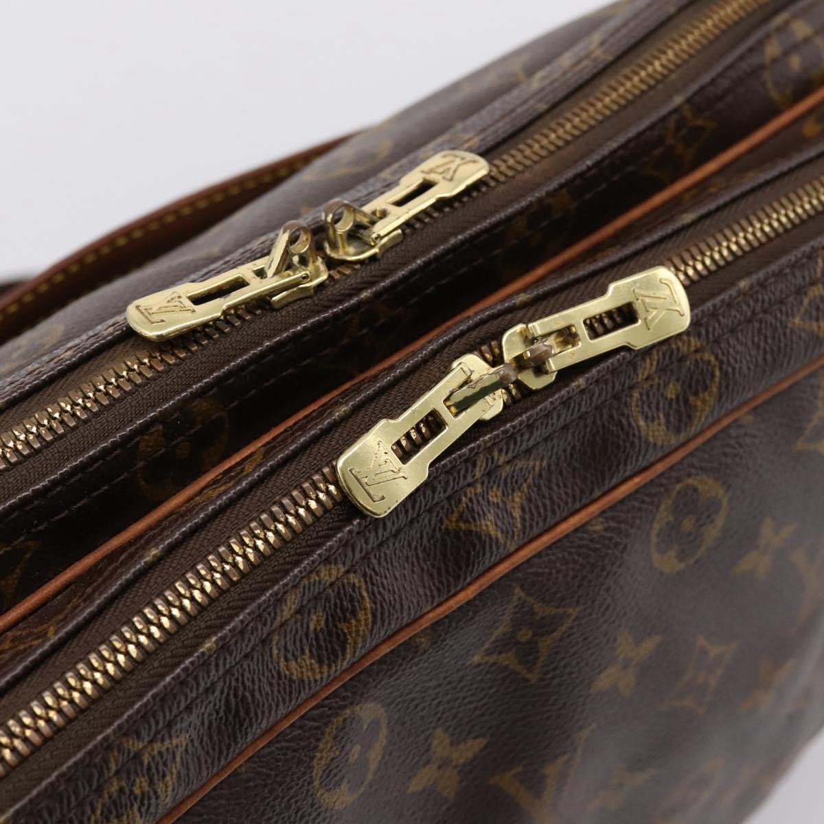 LOUIS VUITTON Monogram Reporter GM Shoulder Bag M45252 LV Auth ep15986