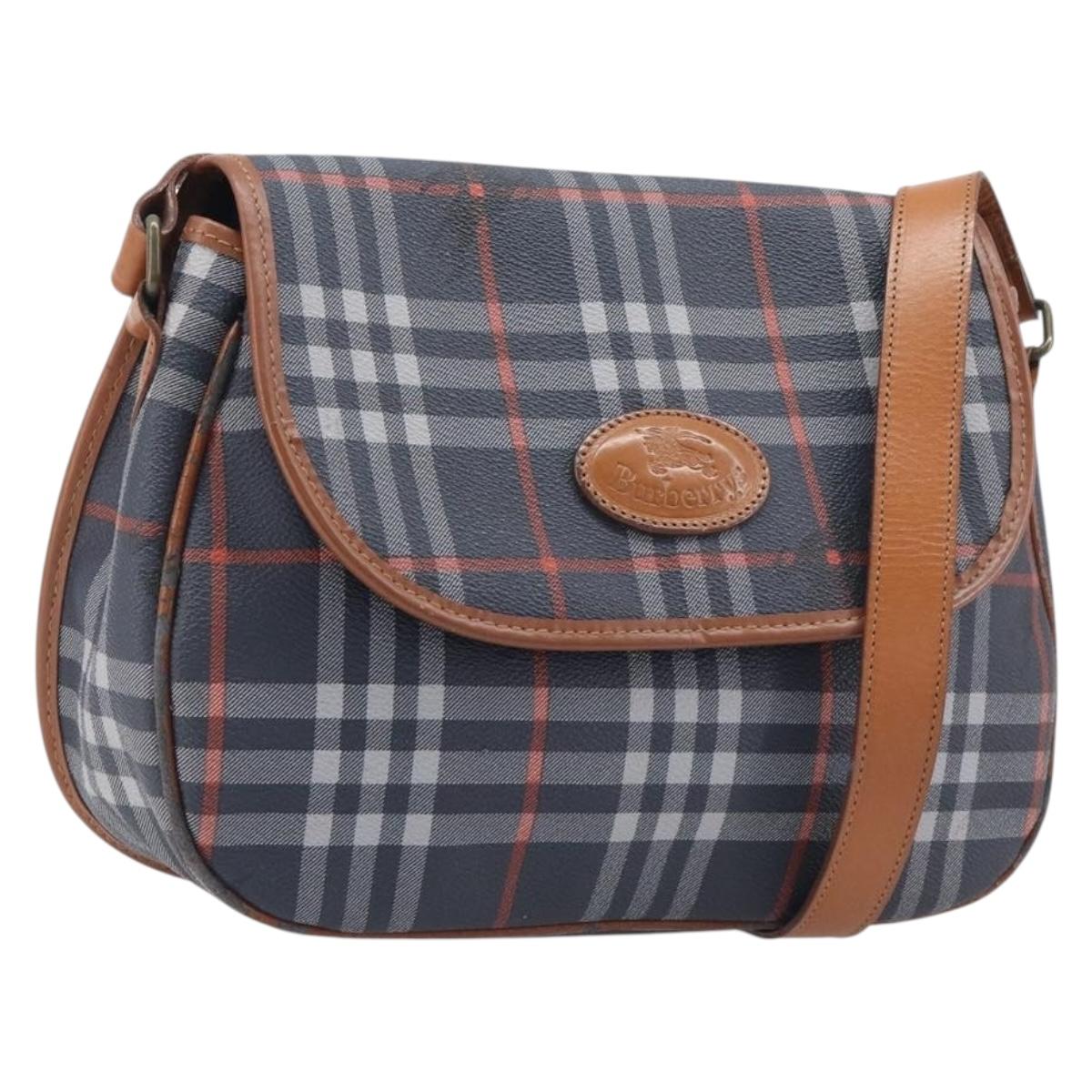 Burberrys Nova Check Shoulder Bag PVC Navy Auth ep16012