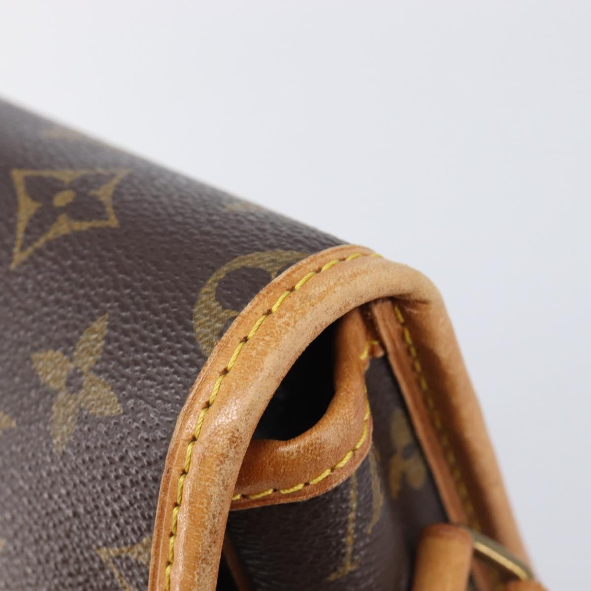 LOUIS VUITTON Monogram Gibeciere PM Shoulder Bag M42248 LV Auth ep16092A