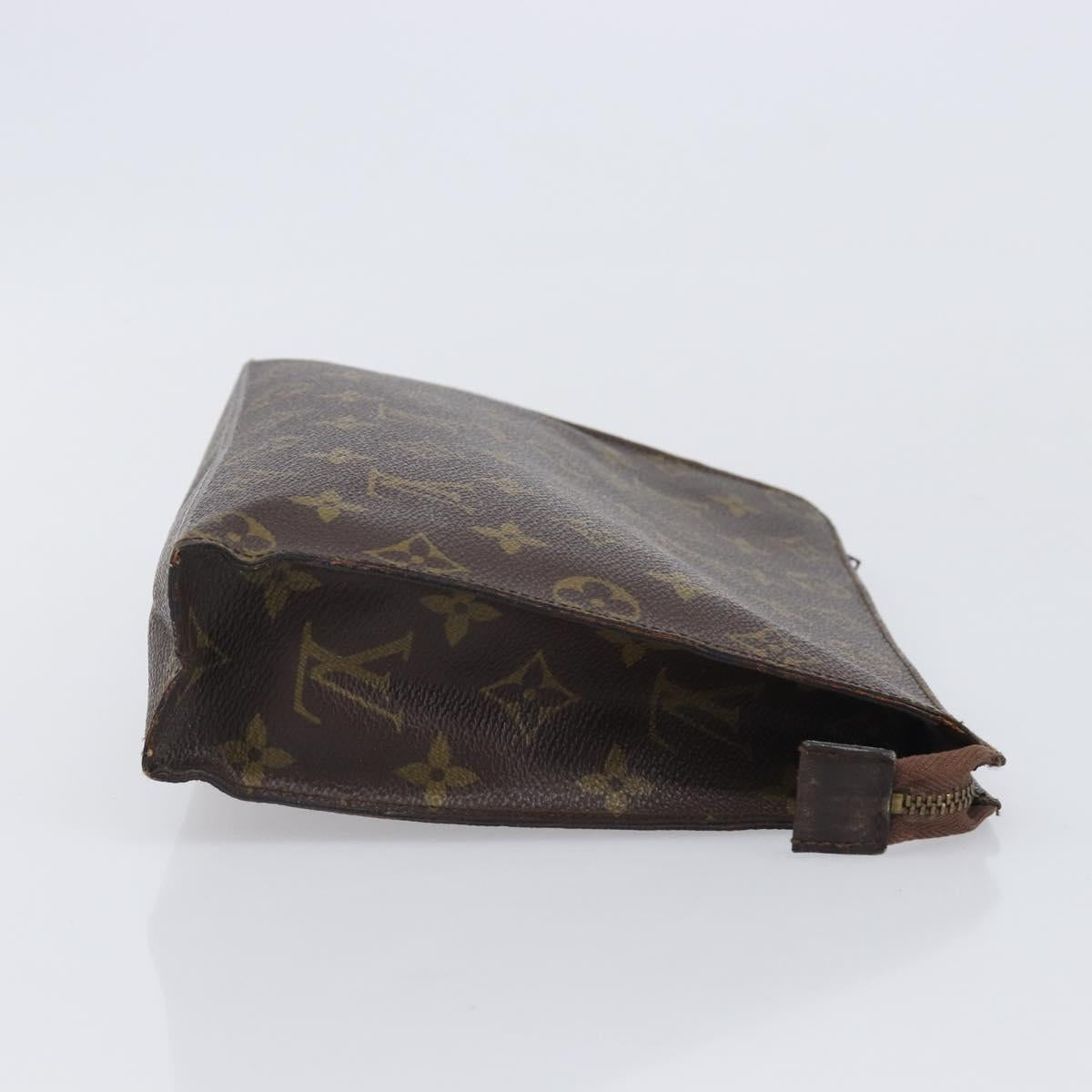 LOUIS VUITTON Monogram Poche Toilette 26 Pouch M47542 LV Auth ep16257