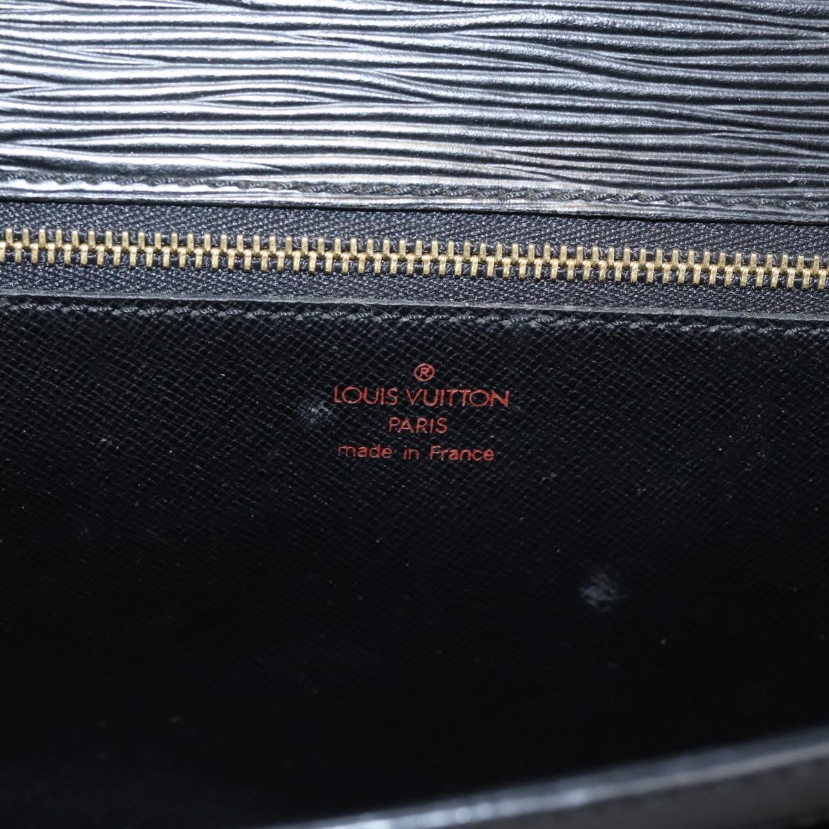 LOUIS VUITTON Epi Serie Dragonne Clutch Bag Black Noir M52612 LV Auth ep16535A