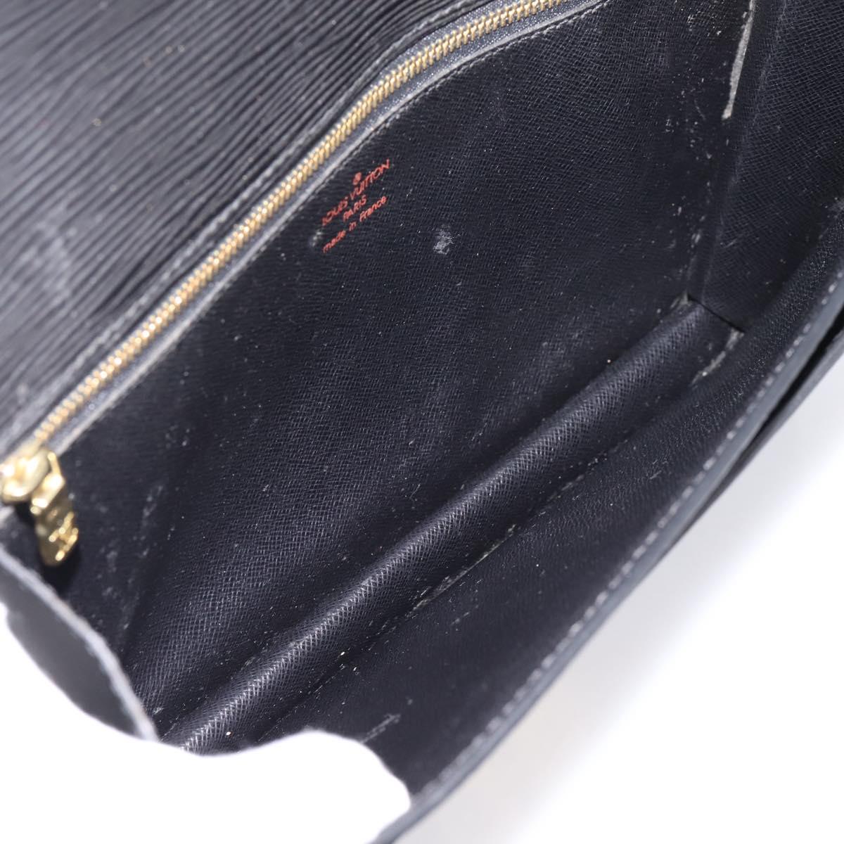LOUIS VUITTON Epi Serie Dragonne Clutch Bag Black Noir M52612 LV Auth ep16535A