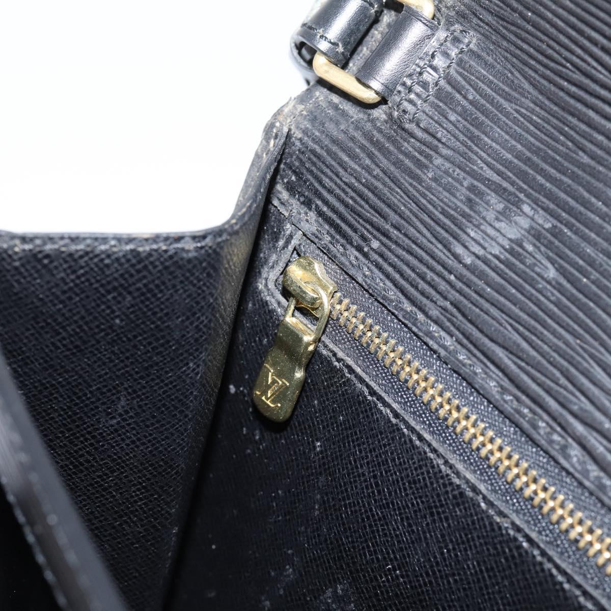 LOUIS VUITTON Epi Serie Dragonne Clutch Bag Black Noir M52612 LV Auth ep16535A