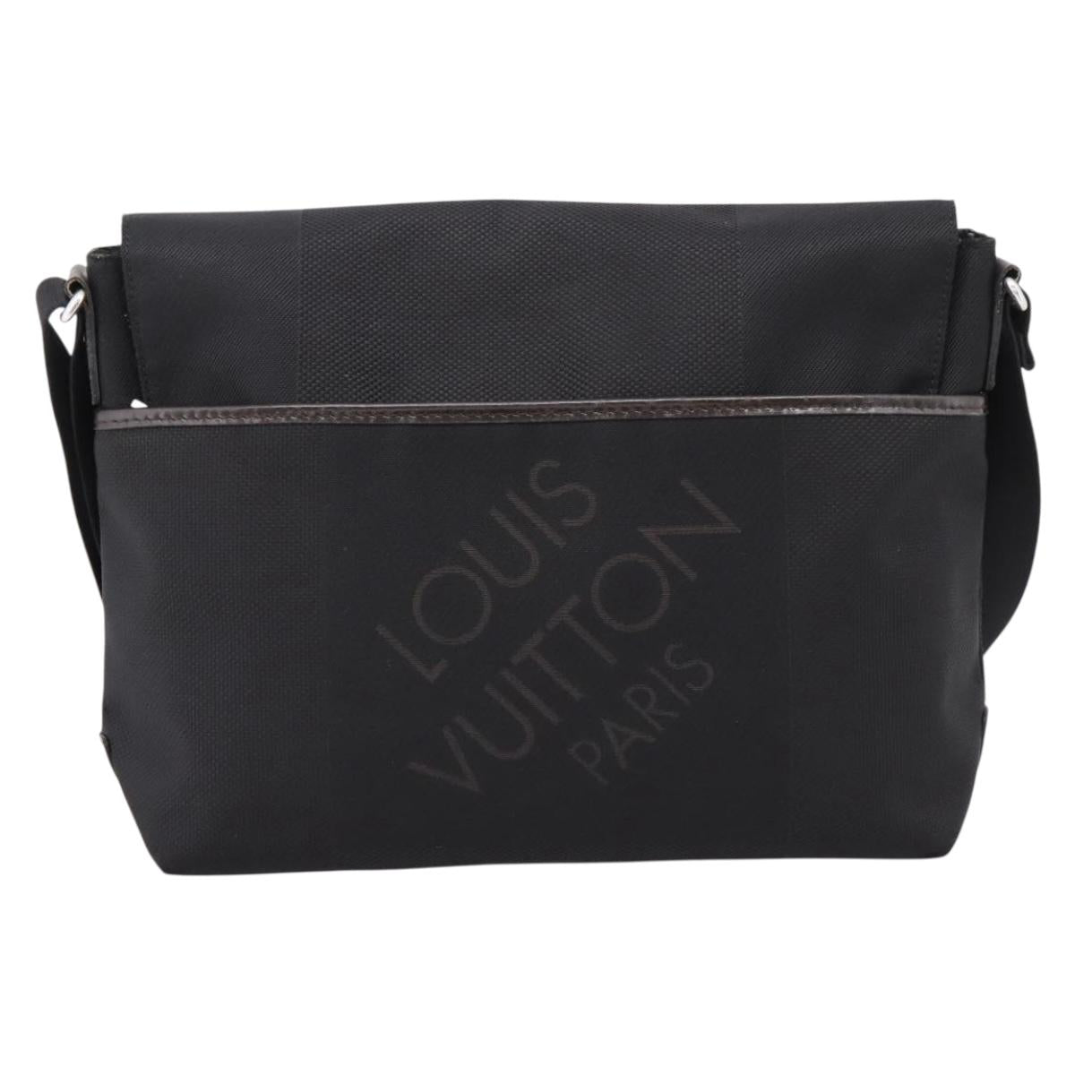 LOUIS VUITTON Damier Geant Petite Message Bag Black M93618 LV Auth ep16537