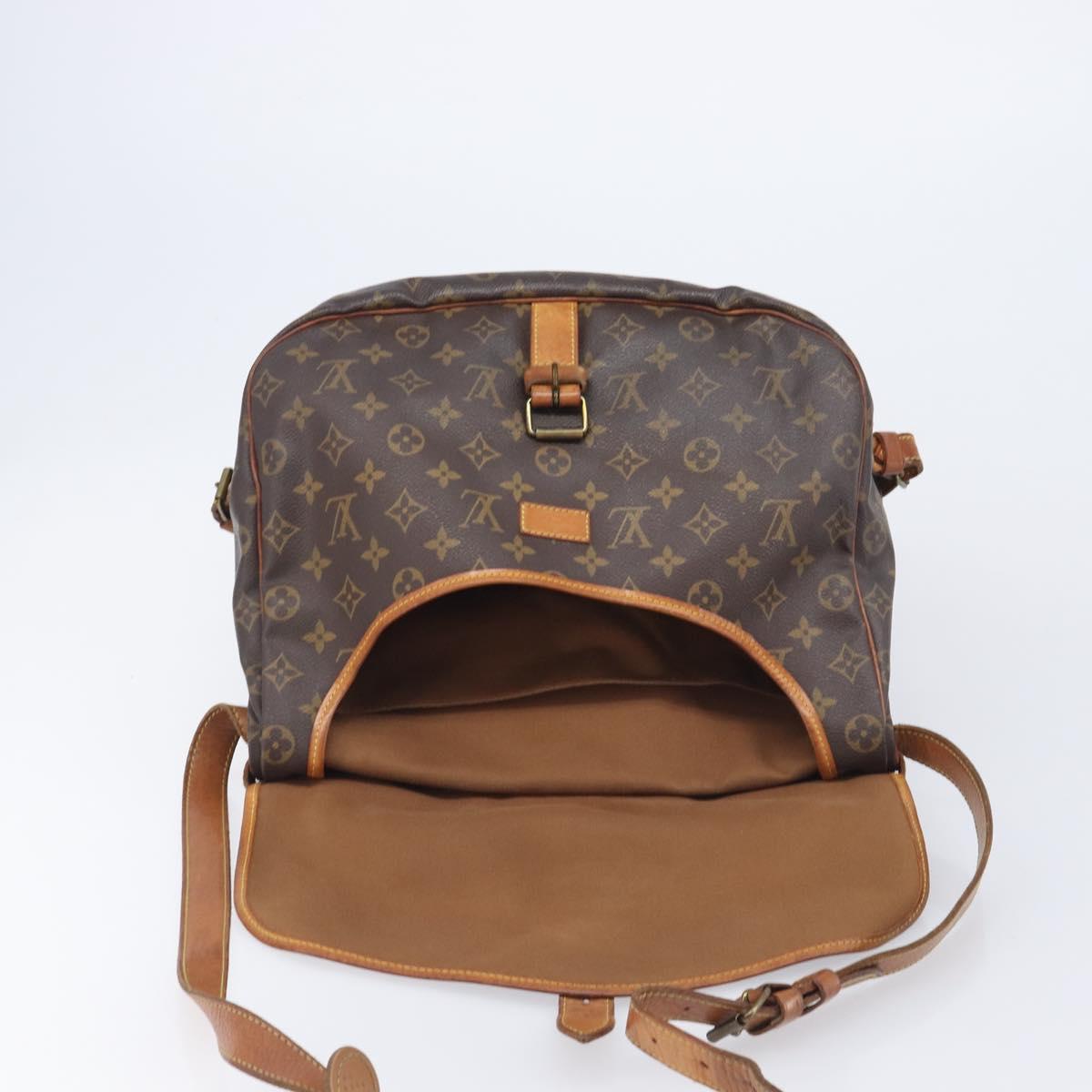 LOUIS VUITTON Monogram Saumur 35 Shoulder Bag M42254 LV Auth ep16543