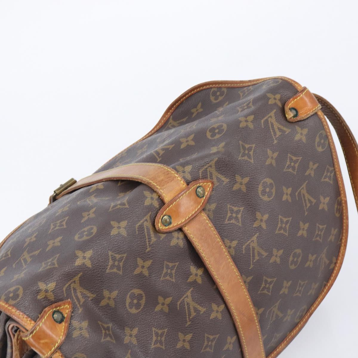LOUIS VUITTON Monogram Saumur 35 Shoulder Bag M42254 LV Auth ep16543