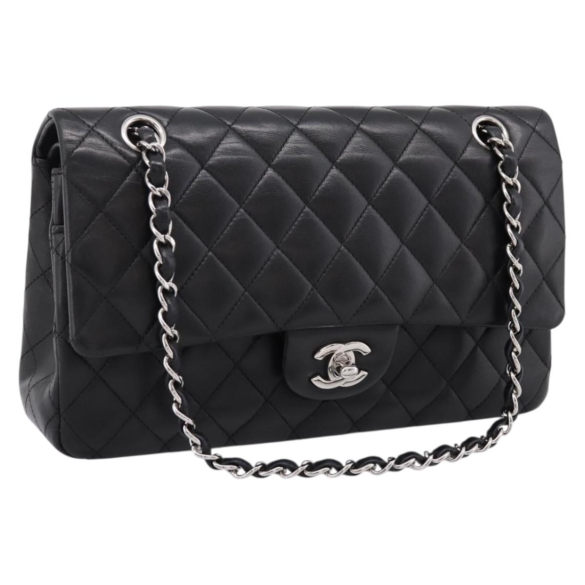 CHANEL Double Flap Chain Matelasse 25 Shoulder Bag Lamb Skin CC Auth ep16552SAM