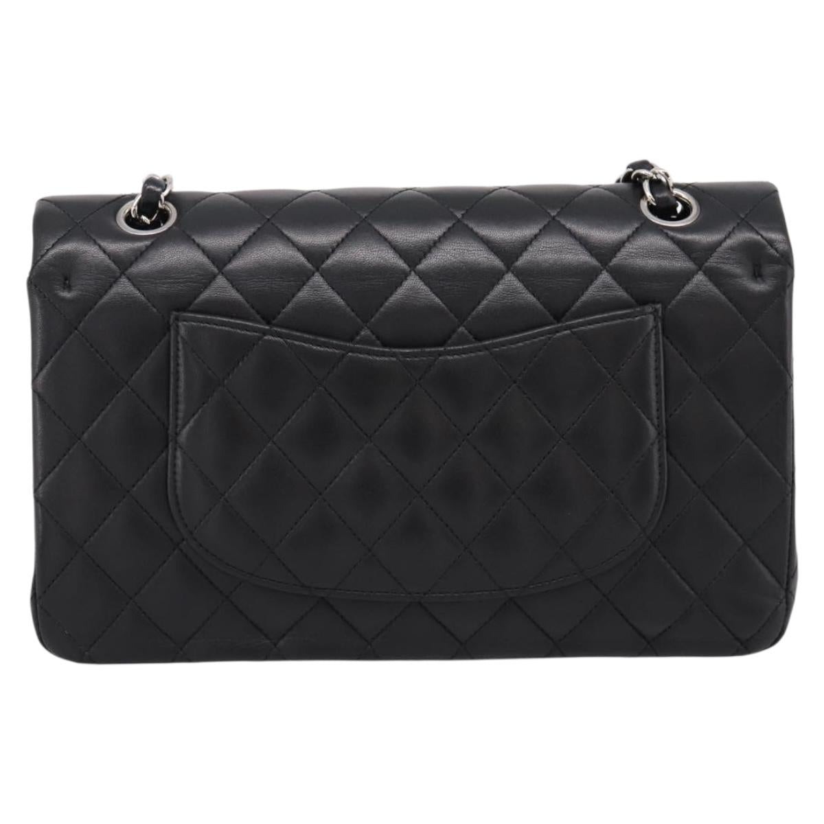 CHANEL Double Flap Chain Matelasse 25 Shoulder Bag Lamb Skin CC Auth ep16552SAM