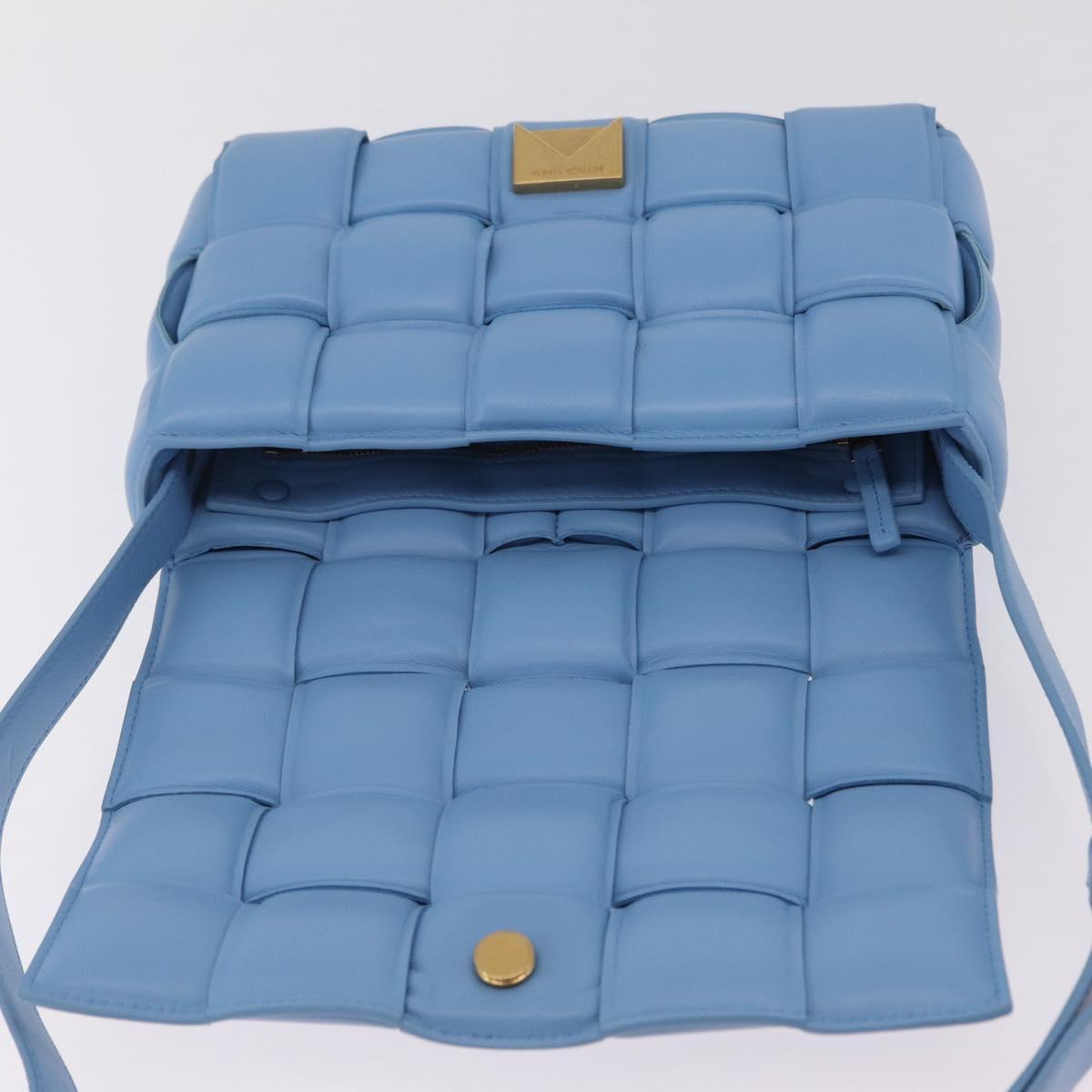 Bottega Veneta MAXI INTRECCIATO Padded Cassette Bag Leather Blue Auth ep16715M