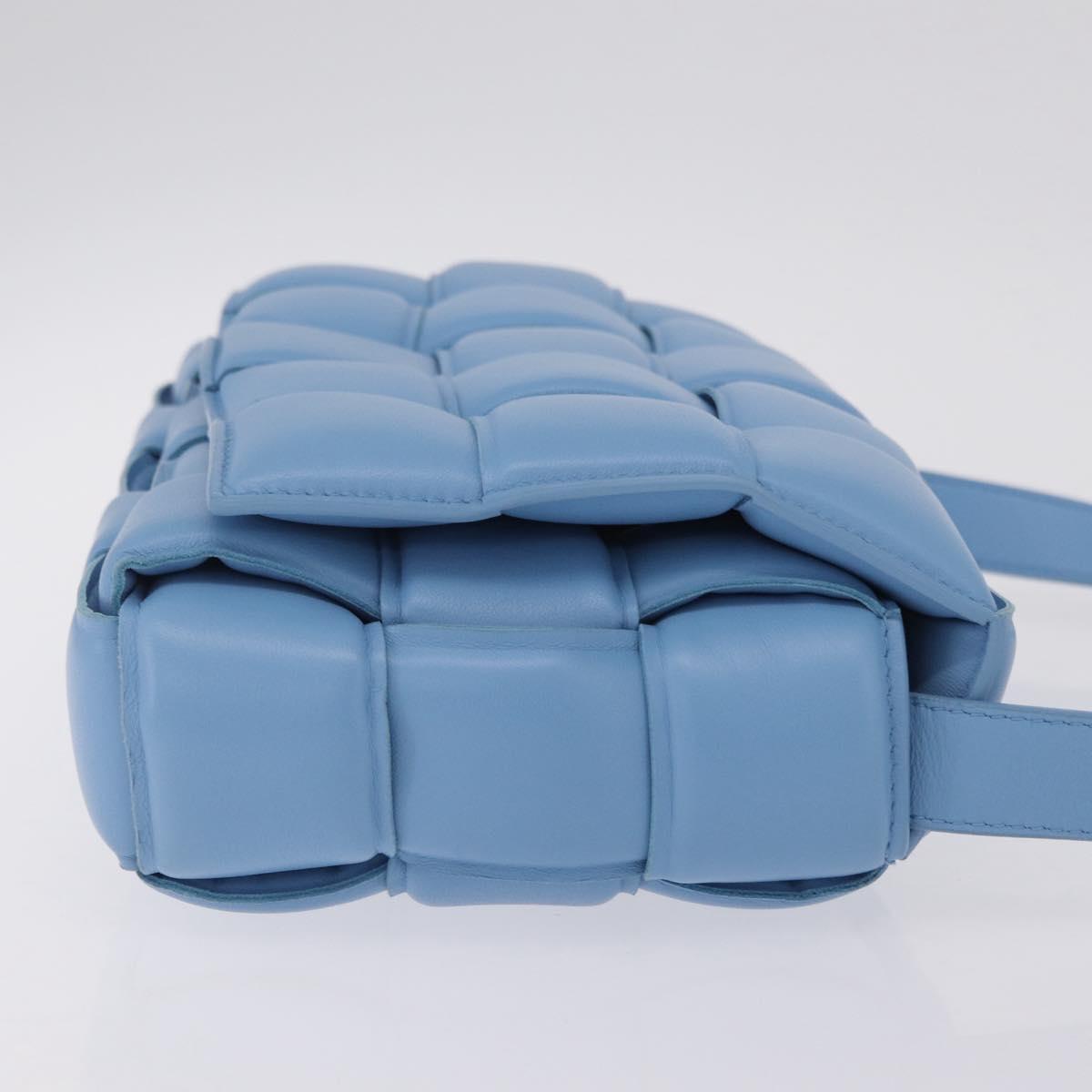 Bottega Veneta MAXI INTRECCIATO Padded Cassette Bag Leather Blue Auth ep16715M
