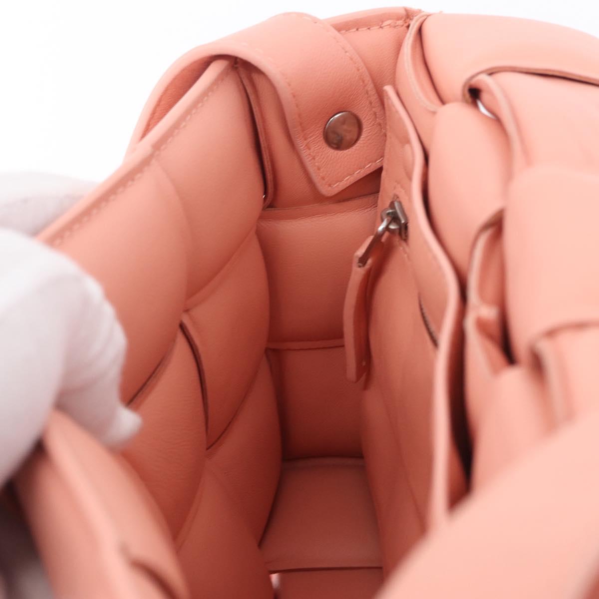 Bottega Veneta MAXI INTRECCIATO Padded Cassette Bag Leather Pink Auth ep16717M