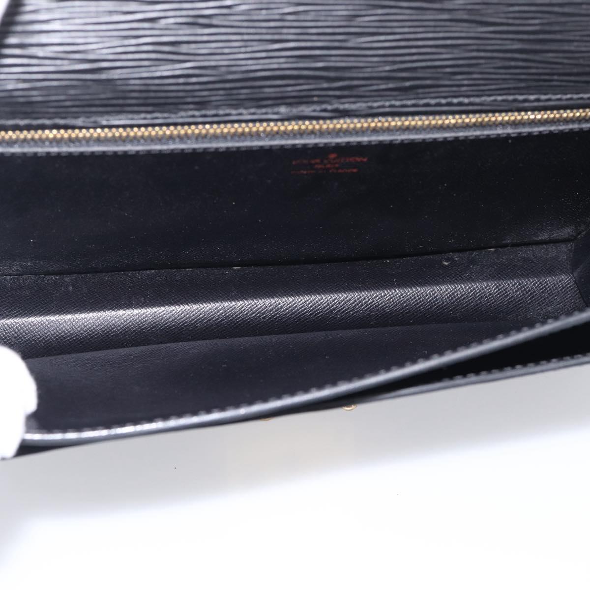 LOUIS VUITTON Epi Sellier Dragonne Clutch Bag Black M52612 LV Auth ep17023A