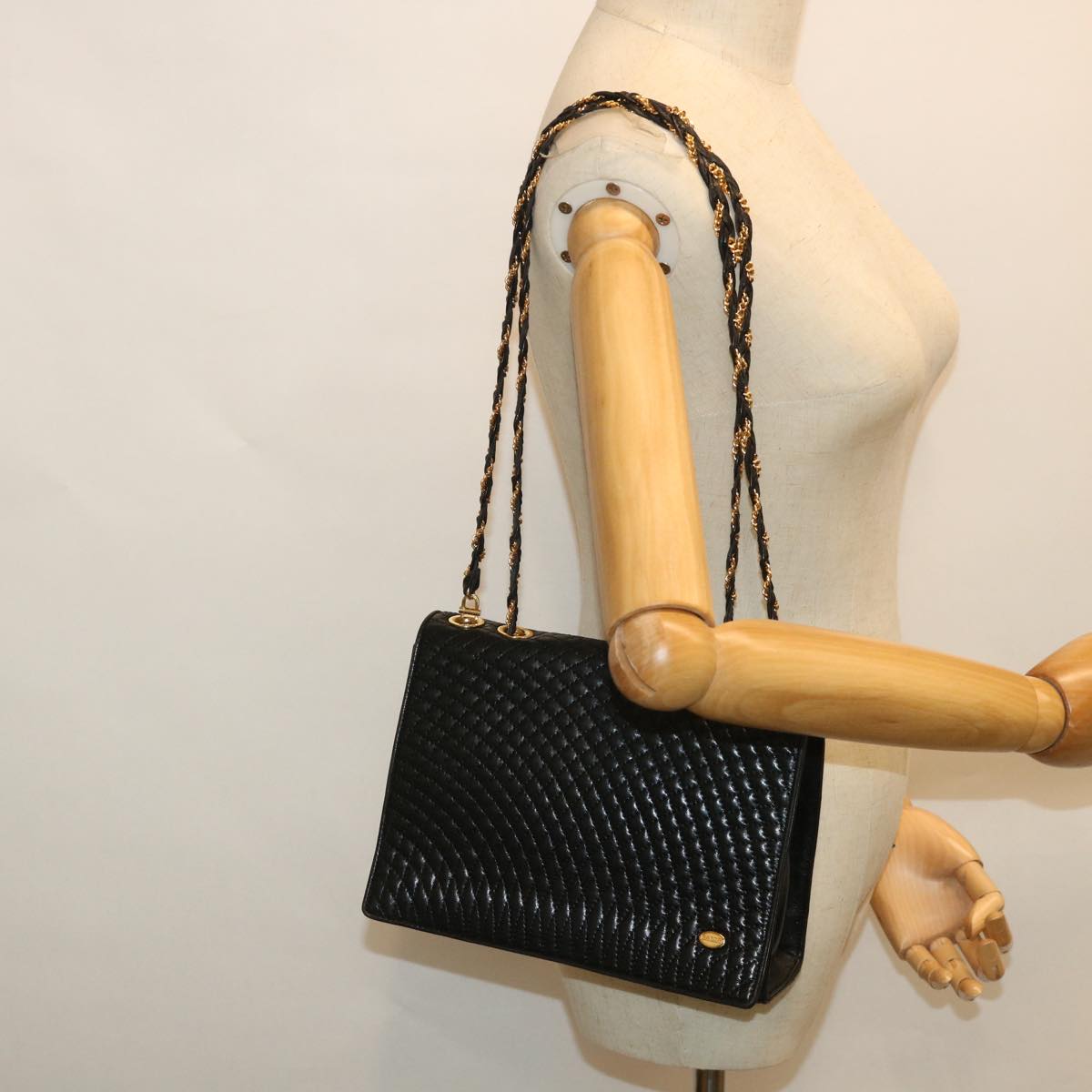 BALLY Chain Shoulder Bag Leather Black Auth ep1787