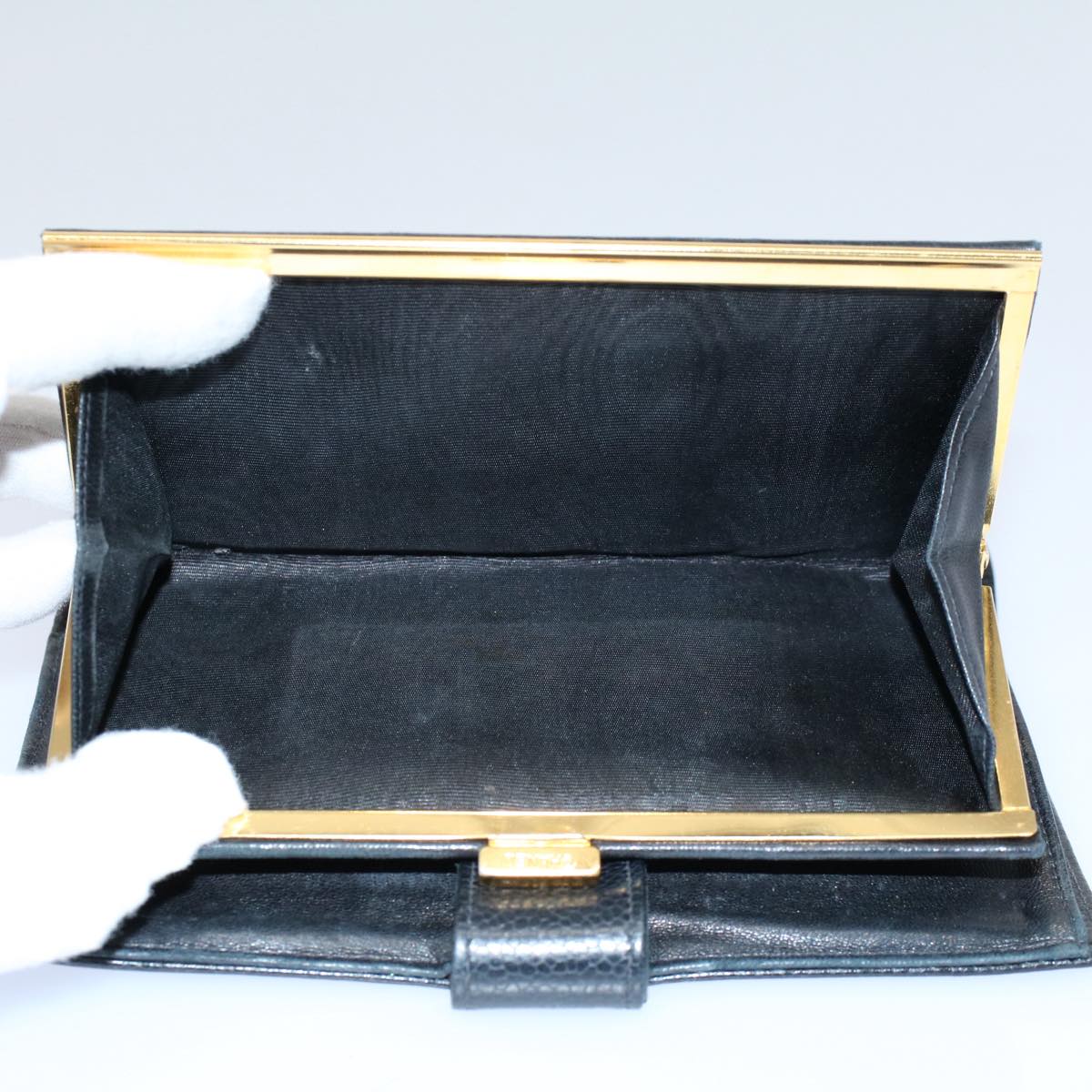 CHANEL Wallet Caviar Skin Black CC Auth ep2037