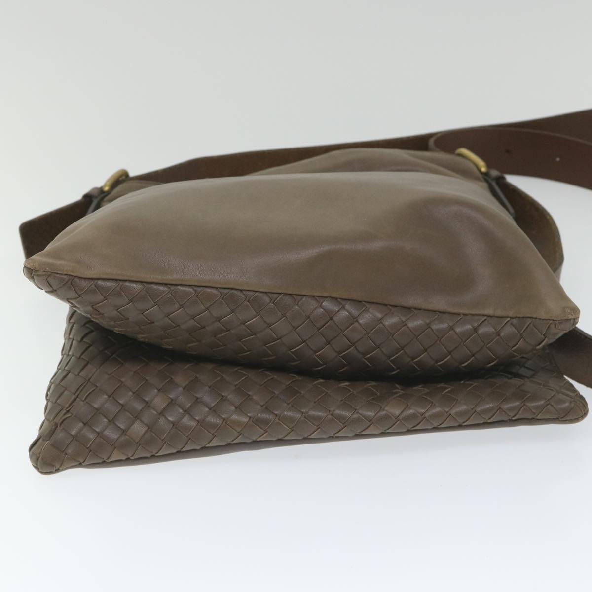 BOTTEGAVENETA INTRECCIATO Shoulder Bag Leather Brown Auth ep2148