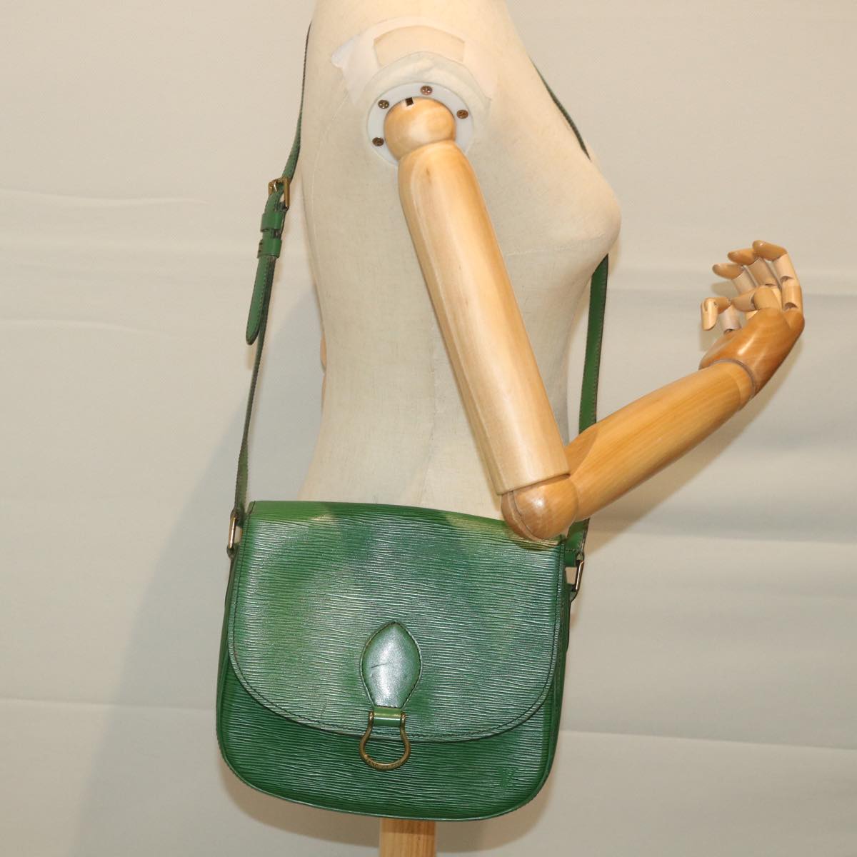 LOUIS VUITTON Epi Saint Cloud GM Shoulder Bag Green M52194 LV Auth ep2182