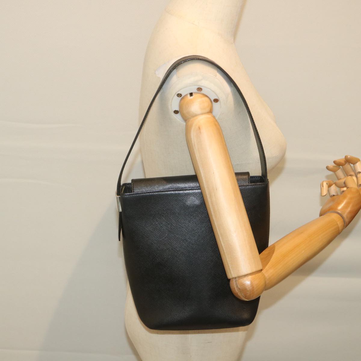 Burberrys Shoulder Bag Leather Black Auth ep2237