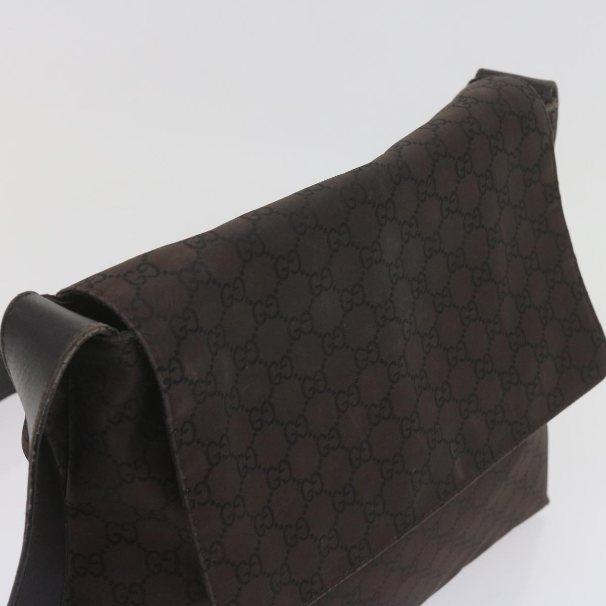 GUCCI GG Canvas Shoulder Bag Brown 272351 Auth ep2534