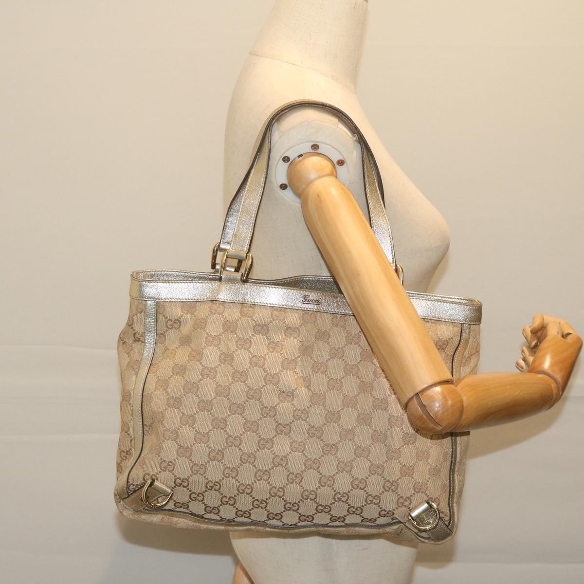 GUCCI GG Canvas Hand Bag Beige Gold Tone 170004 Auth ep2669