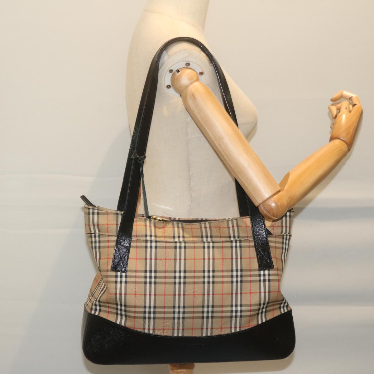 BURBERRY Nova Check Shoulder Bag Canvas Beige Auth ep2883