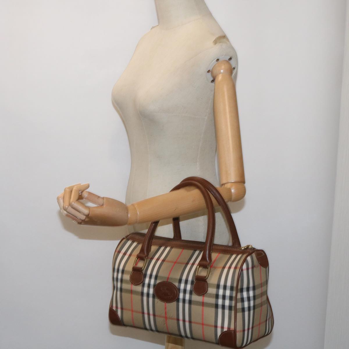 Burberrys Nova Check Boston Bag Canvas Beige Auth ep3638