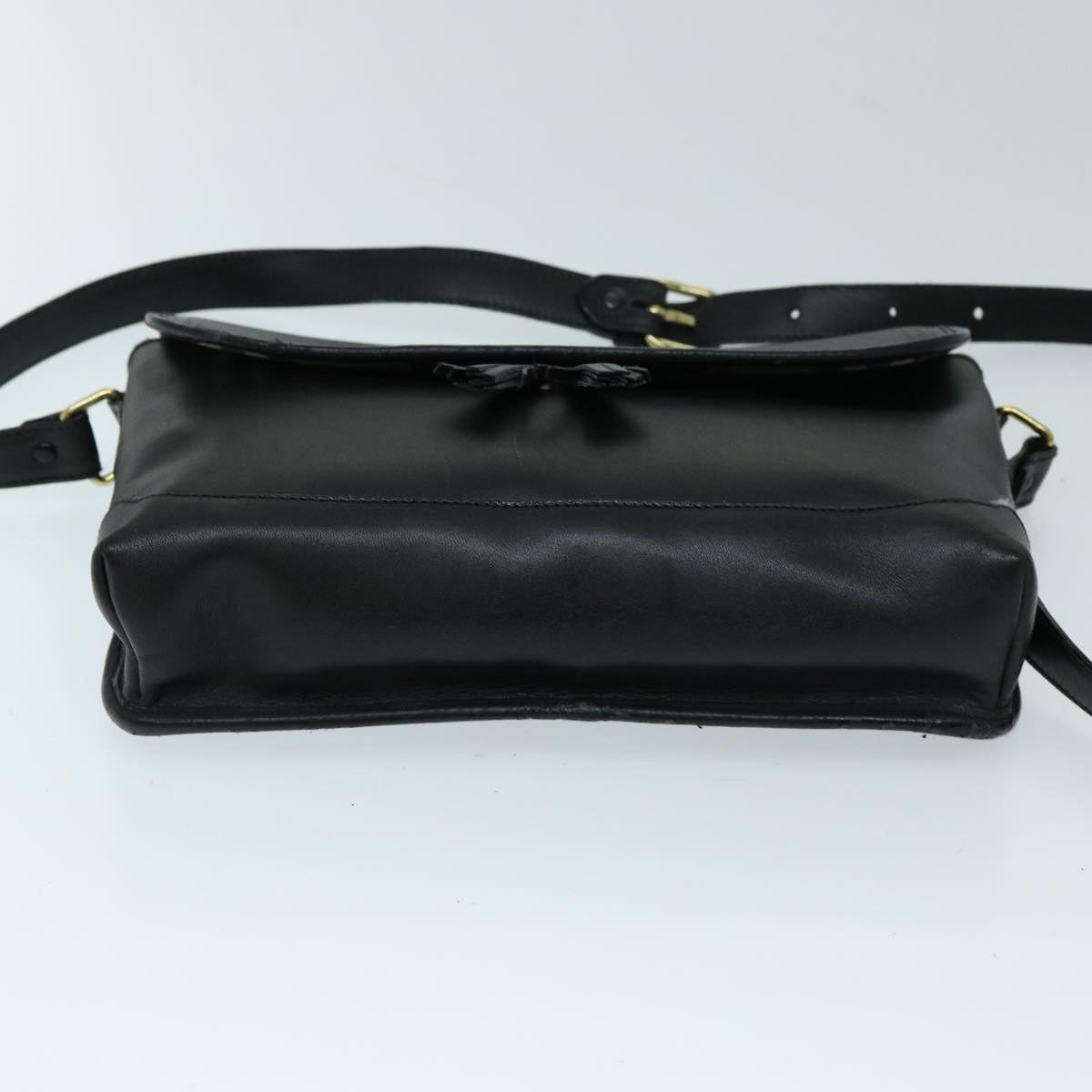 Burberrys Shoulder Bag Leather Black Auth ep3768