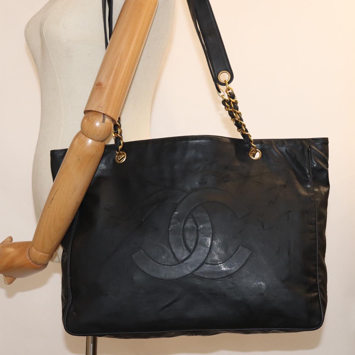 CHANEL Chain Shoulder Bag Coated Canvas Black CC Auth ep4383