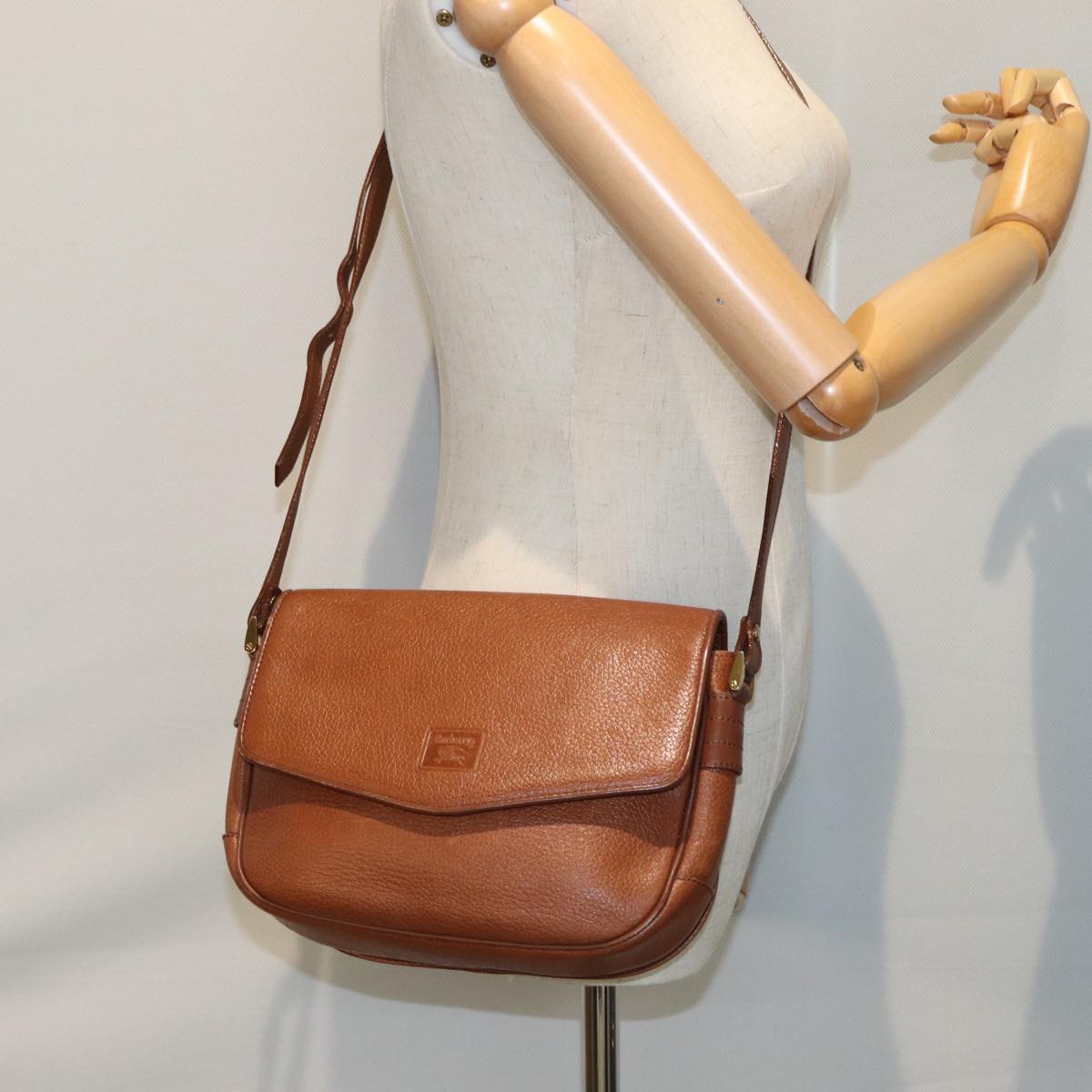 Burberrys Shoulder Bag Leather Brown Auth ep4387