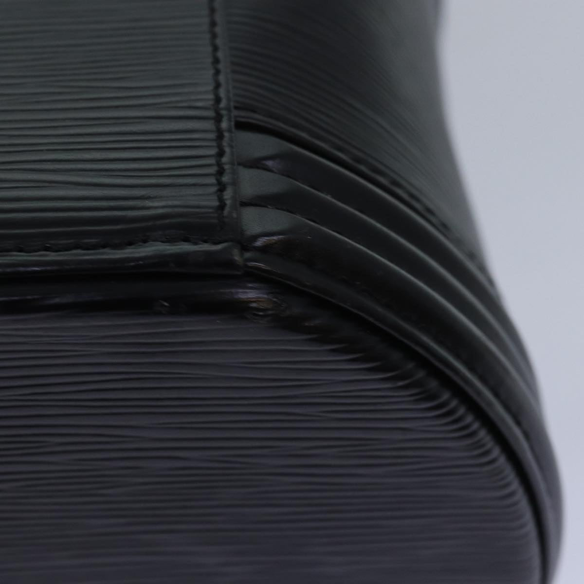 LOUIS VUITTON Epi Cannes Hand Bag Black M48032 LV Auth ep4777V