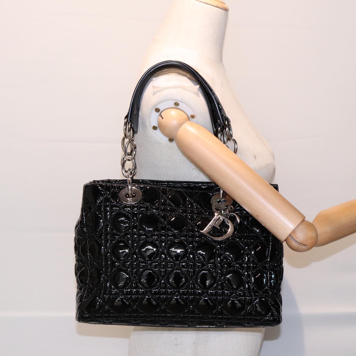 Christian Dior Lady Dior Canage Hand Bag Enamel Black Silver Auth ep5309