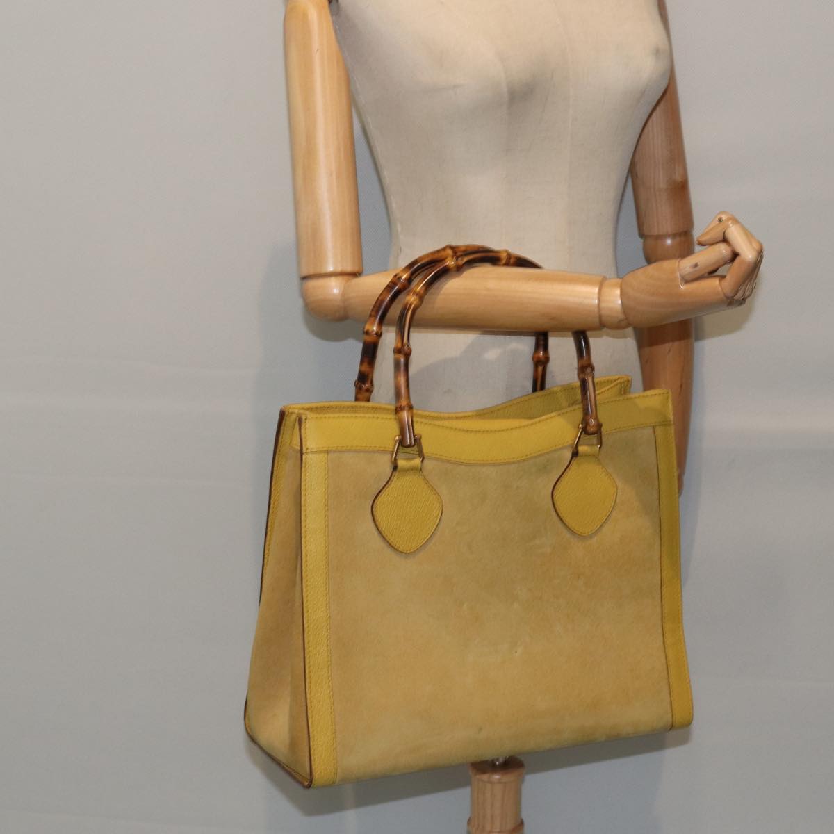 GUCCI Bamboo Hand Bag Suede Leather Yellow Gold 002 2853 0260 0 Auth ep5476