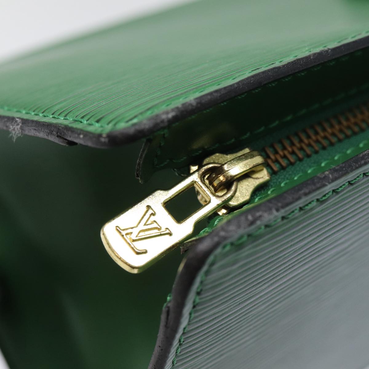 LOUIS VUITTON Epi Sac Triangle Hand Bag Green M52094 LV Auth ep5544