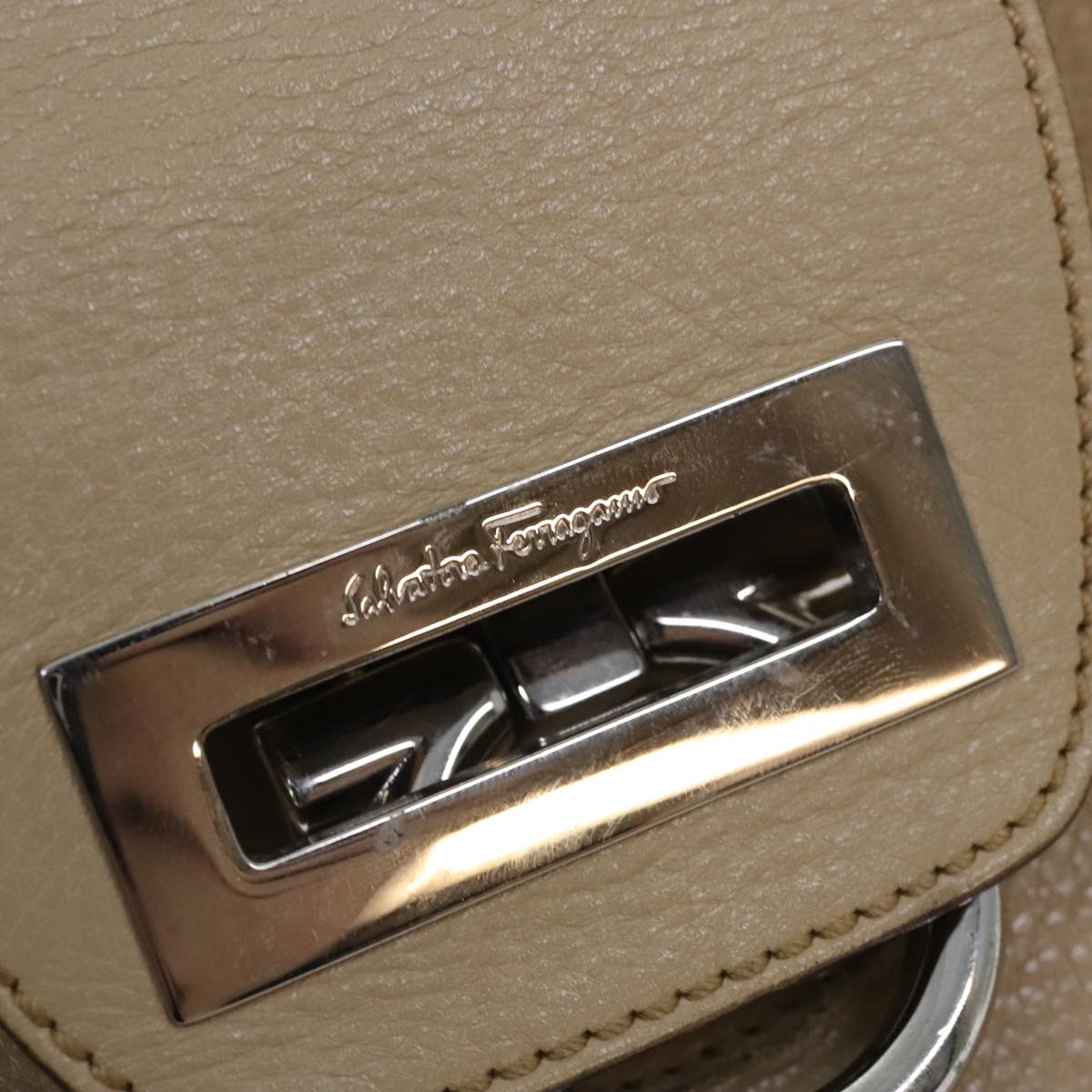 Salvatore Ferragamo Gancini Hand Bag Leather Beige Silver Auth ep5762