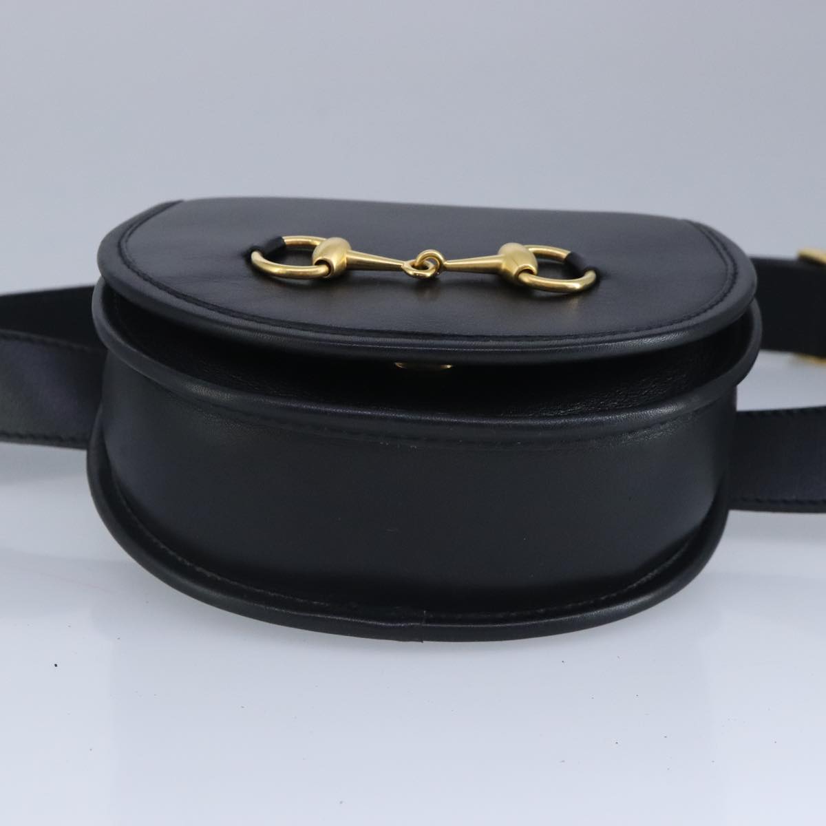 GUCCI Waist bag Leather Black Gold Auth ep6019