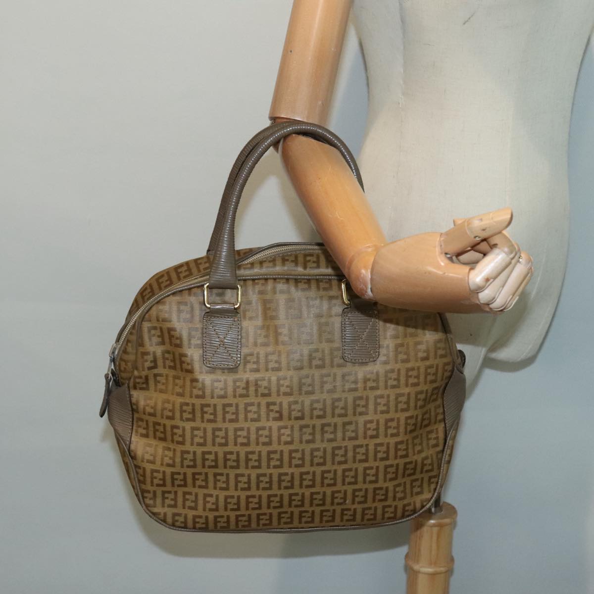 FENDI Zucchino Canvas Hand Bag Brown Gold Auth ep6039