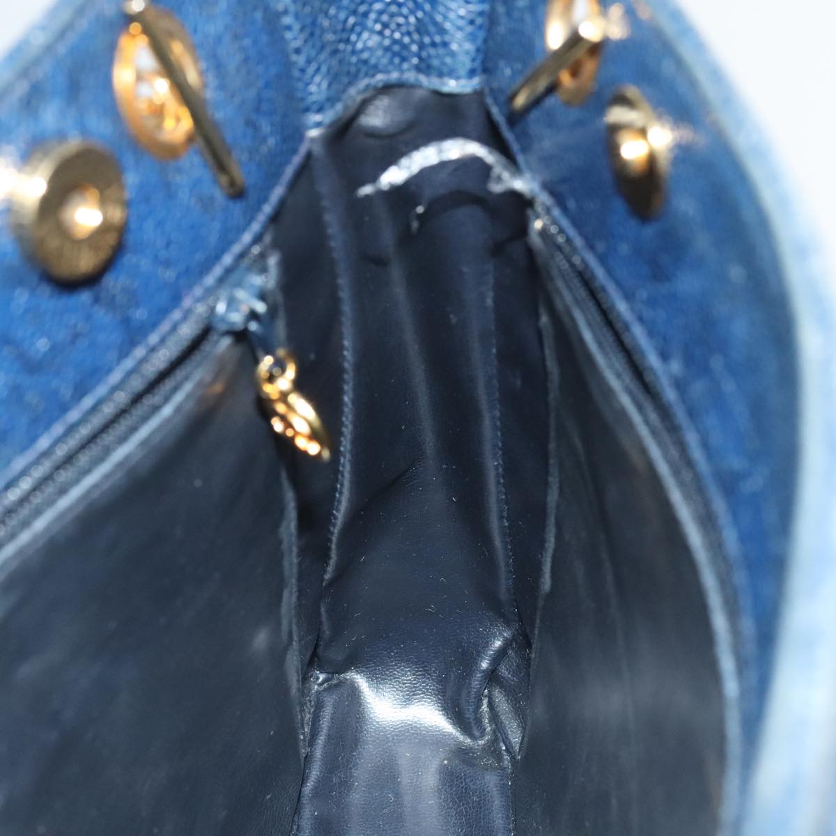 CHANEL Matelasse Chain Shoulder Bag Caviar Skin Navy Gold CC Auth ep6286