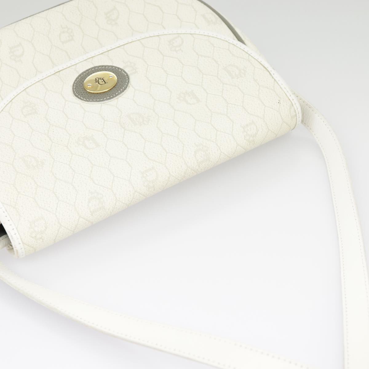 Christian Dior Honeycomb Canvas Shoulder Bag PVC Leather White Gold Auth ep6561